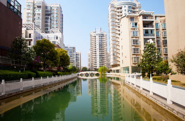 公園景觀河道水質(zhì)渾濁發(fā)綠怎么保持水質(zhì)清澈?